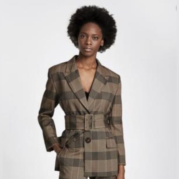 Zara Jackets & Blazers - Beautiful oversized blazer by Zara